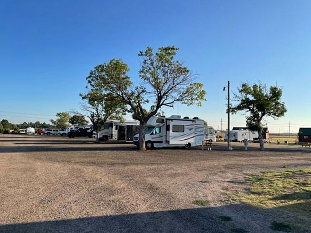 Campers at Colby RV Park